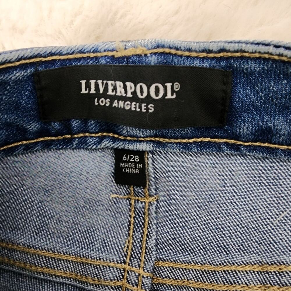 Liverpool Kristy Hi-Rise Denim Bermuda Shorts Stretch Rolled Cuff NWT - 6/28 - Picture 7 of 10